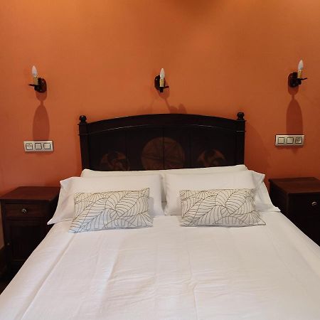 Agroturismo La Casona De Belmonte Ovinana (Belmonte de Miranda) Exterior foto